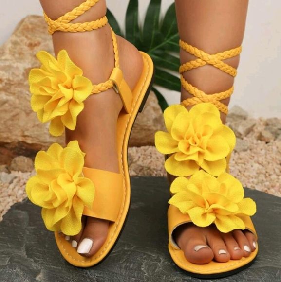 3D Floral Summer Women Roman Tie-Up Sandals - Picture 2 of 6